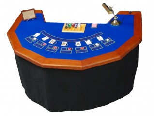 Naos Location loue table casino stud poker pour décor à thème. Théme casino, Las Vegas, Dinard, Bordeaux