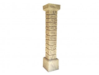 Location colonne pierre pour décor à thème Brocéliande