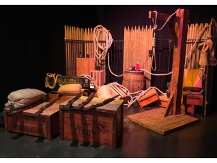 Caisse bois, matériel pour soirée à thème d'entreprise, corsaire, pirate, Rouen Caen