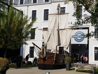 Bateau pirate en location pour tournage de film livraison sur Beauvais, Narbonne, Clamart.