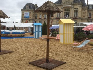 Ilot gueridon rond, accessoire déco pour soirée à thème Cuba, Martinique, corsaire, Dinan Dinard