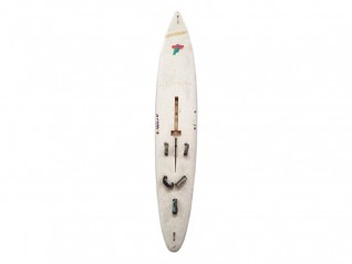 Planche a voile blanche sans voile, surf, décoration pour événement exotique, plage, livraison sur toute la France, Dinan Dinard
