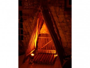 Location d'une hutte en bois utile pour soirée a thématiques médiévale sur Brest et Cherbourg.