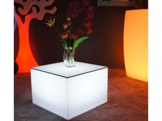 Table basse lumineuse sur batterie