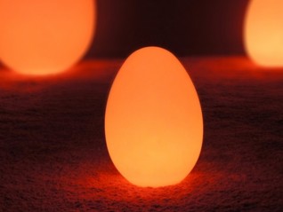 Oeuf lumineux sur batterie 68cm en location de mobilier pour Pâques, chasse aux oeufs, Grenoble Neuilly